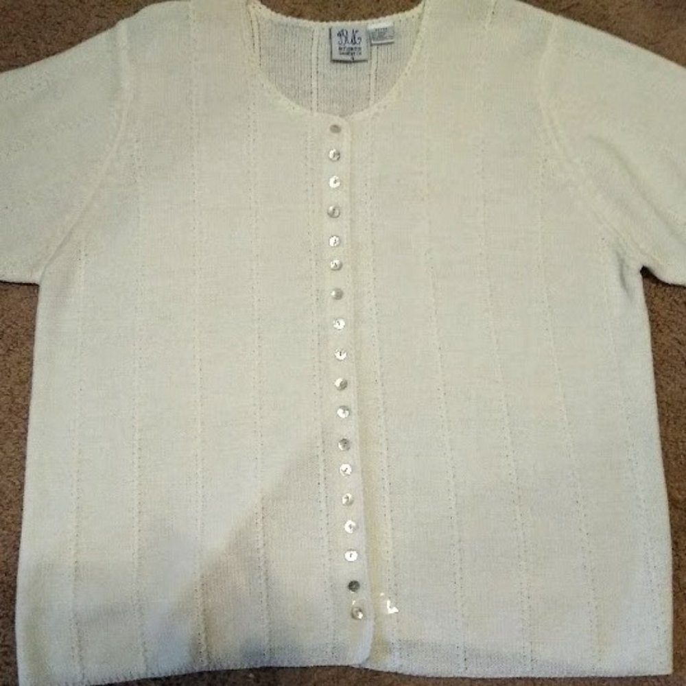 Womens, Off-white, Button Up Sweater Shirt Size 22/24 by Best United Garment Co.